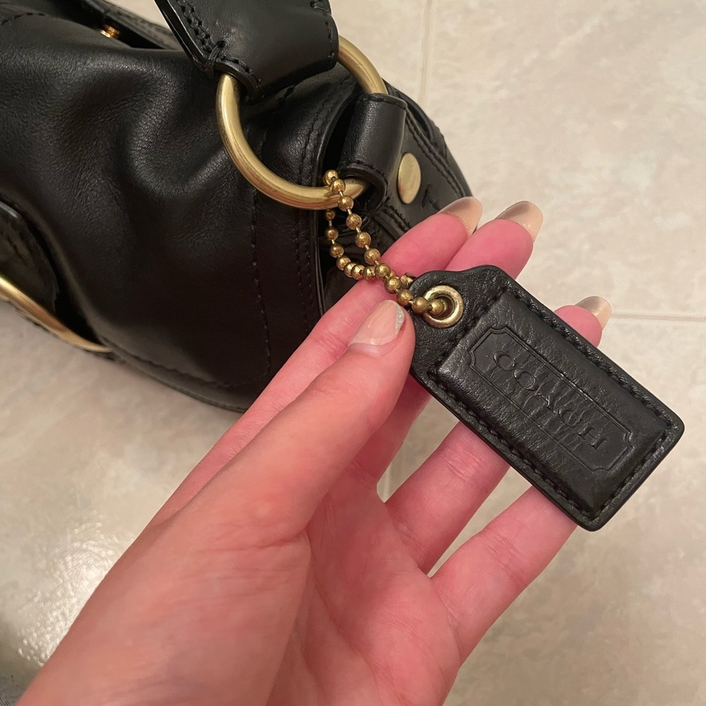 Coach Soho Black Leather Shoulder Bag - Picture 10 of 11
